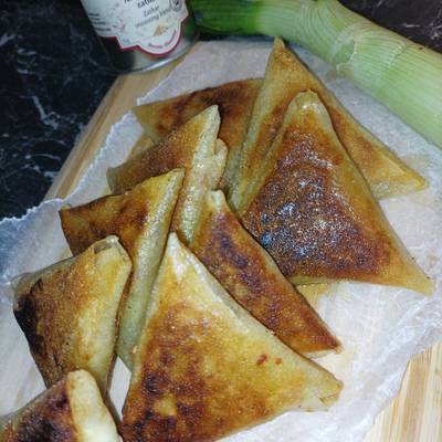 Samoussa Poulet Ch Vre Poireaux De Clara Cerdan Cookpad