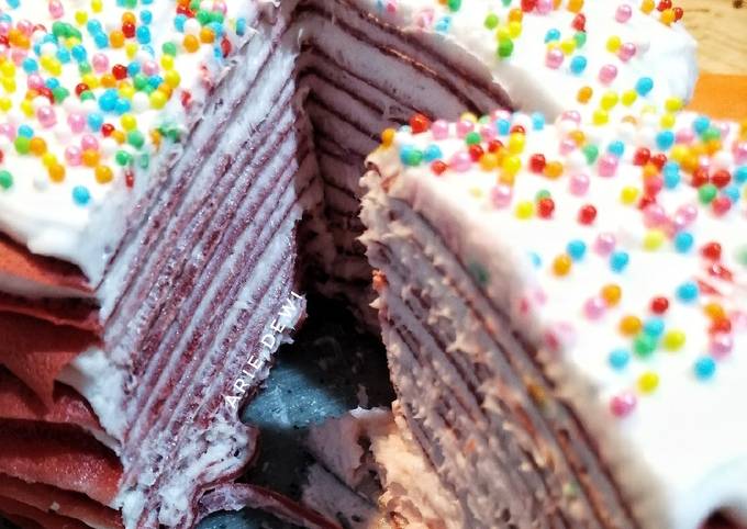 Resep Red Velvet Mile Crepes Cake Oleh Arie Dewi Cookpad