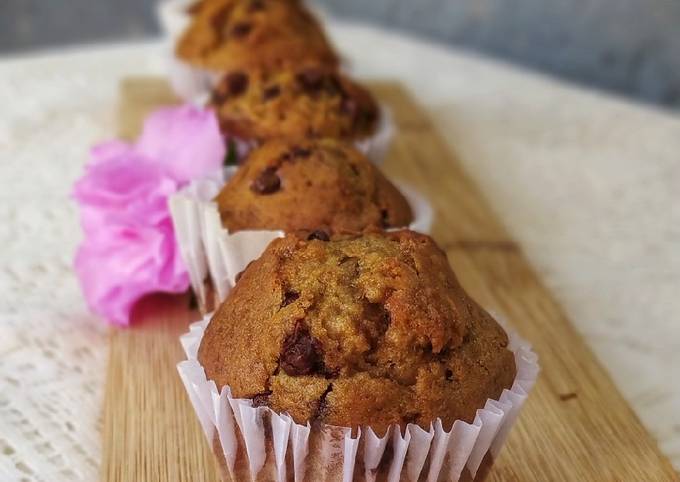 Muffins De Banana Con Chispas De Chocolate Receta De Carolina Cookpad