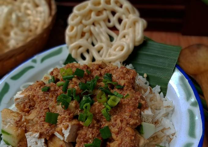 Resep Nasi Lengko Khas Cirebon Oleh Momsqueenkitchen Cookpad