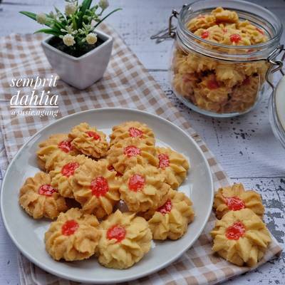 Resep Semprit Dahlia Oleh Susi Agung Cookpad