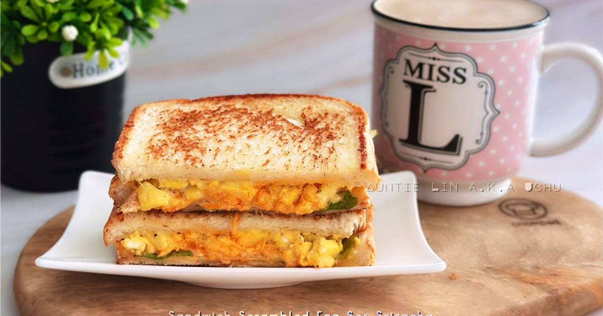 Resipi Sandwich Telur Hancur Cheese Dengan Sos Sriracha Oleh Sesimple