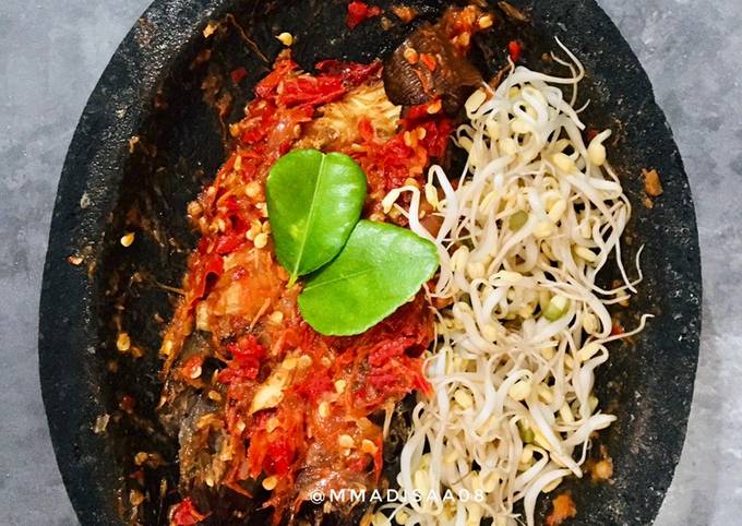 Resep Sambel Iwak Pe Oleh Dapur Ammadisaa Cookpad