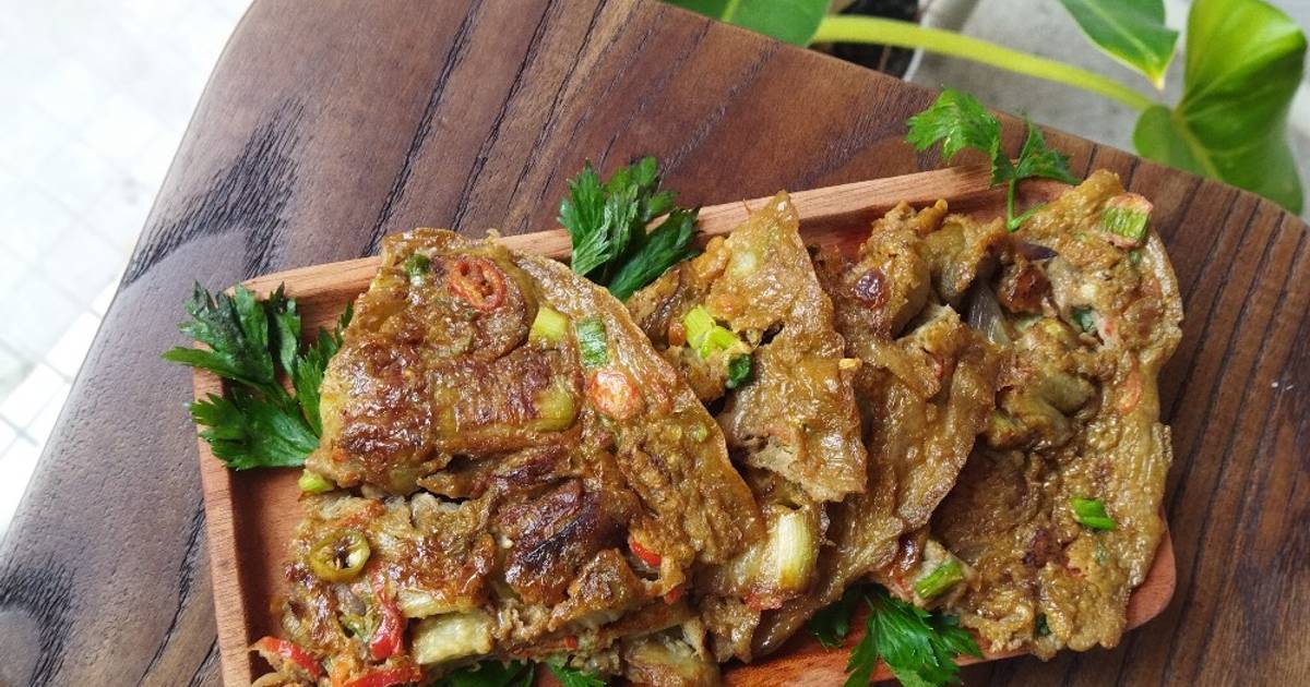 Resep Telur Dadar Terong Oleh Raharzi Kusnandar Cookpad