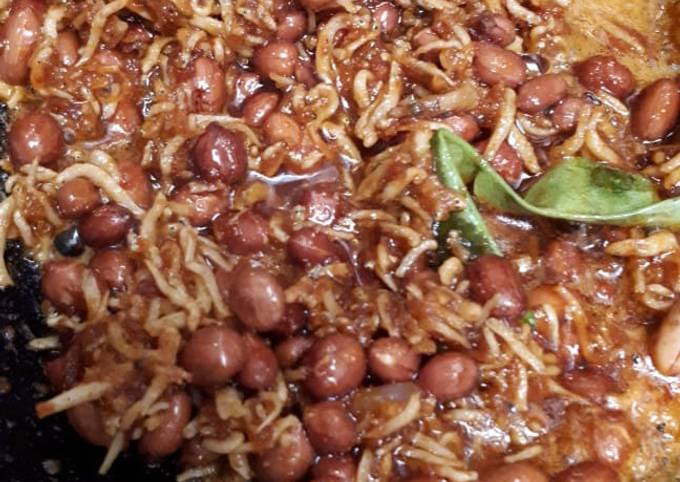 Resep Sambel Goreng Teri Kacang Oleh Ghinaya Cookpad