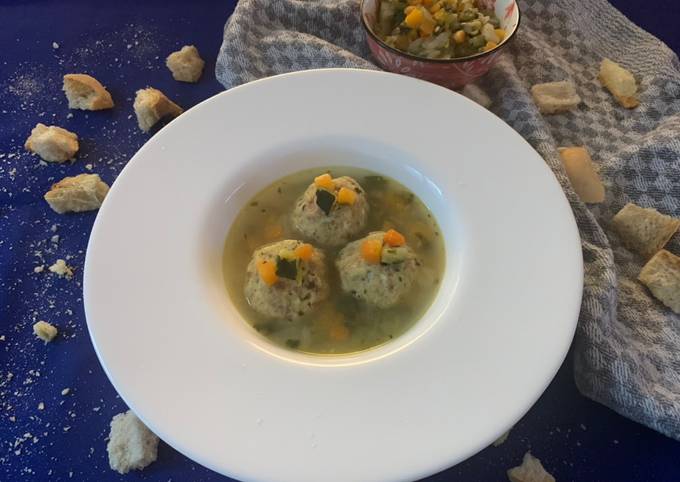 Ricetta Canederli In Brodo Di Verdura Di Caterina Martinelli Cookpad