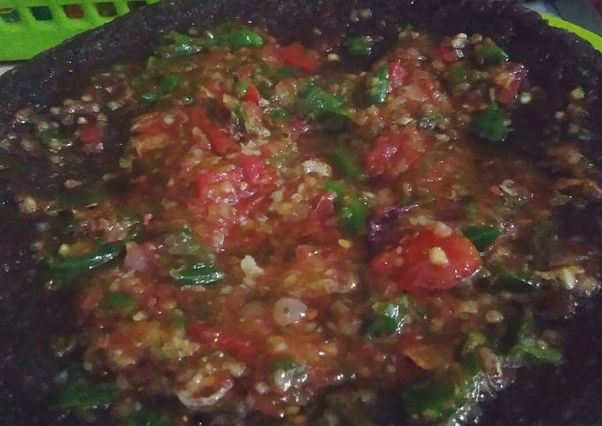 Resep Sambal Pecak Oleh Kiki Nomuyepo Cookpad