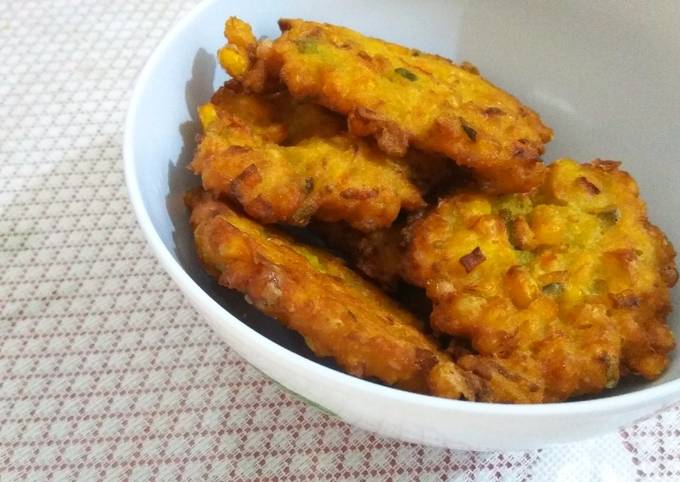 Resep Bakwan Jagung Renyah Gurih Tanpa Telur Oleh Atik Wahyu