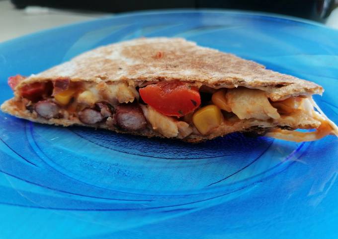 Quesadilla A La Mexicana Ribizlinez Receptje Cookpad Receptek