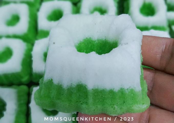 Resep Kue Putu Ayu Lembut Dan Enak Oleh Momsqueenkitchen Cookpad