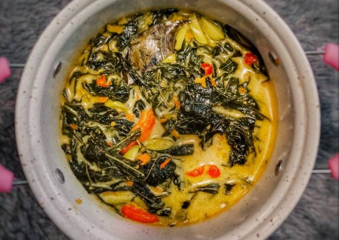 Resep Sayur Daun Singkong Pete Bumbu Kuning Oleh Zeze Fauziah Cookpad