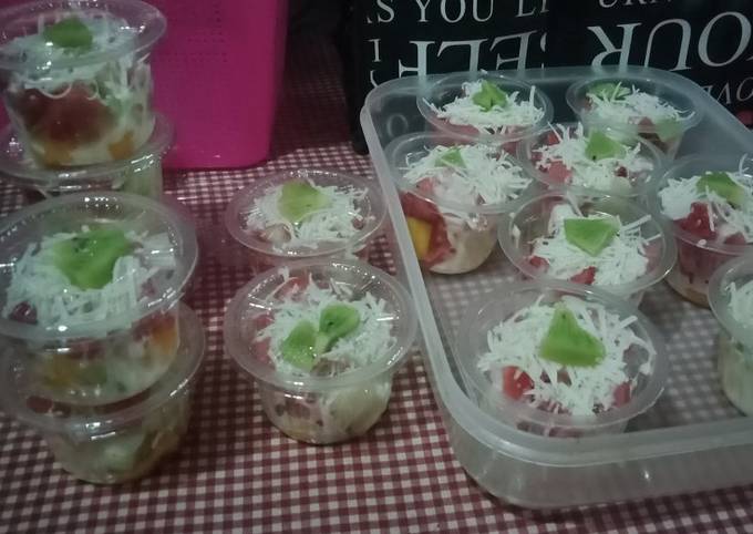 Resep Salad Buah Cup Cocok Untuk Jualan Guys Oleh Mommy Arkan Cookpad