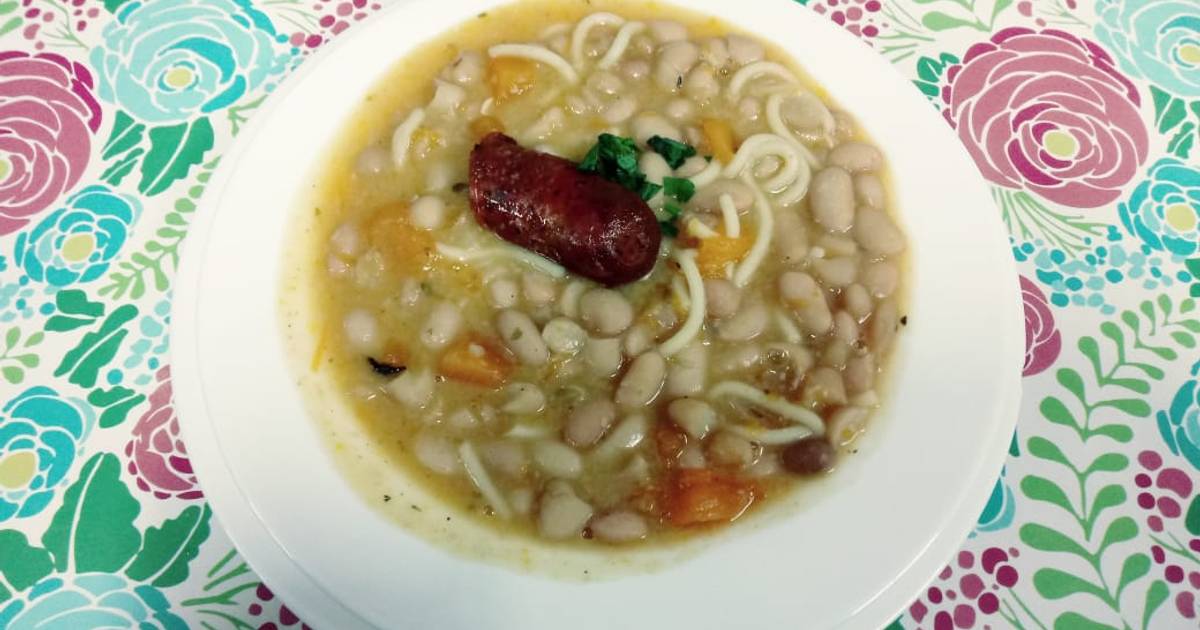 Porotos Con Riendas Receta De Yubisa Salazar Cookpad