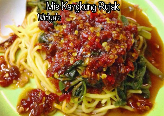 Resep Mie Kangkung Rujak Segar Melotot Oleh Widya Wulansari Dapur