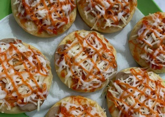 Resep Pizza Mini Empuk Oleh Tuti Hantiyah Cookpad