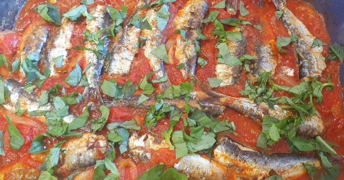 Sardinas En Salsa De Tomate Receta De Becky Cookpad