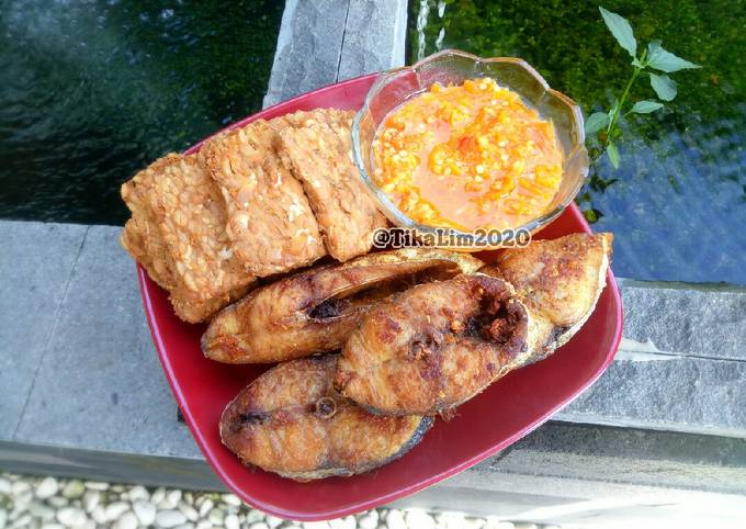 Resep Ikan Goreng Kunyit Ketumbar Oleh Cookpad