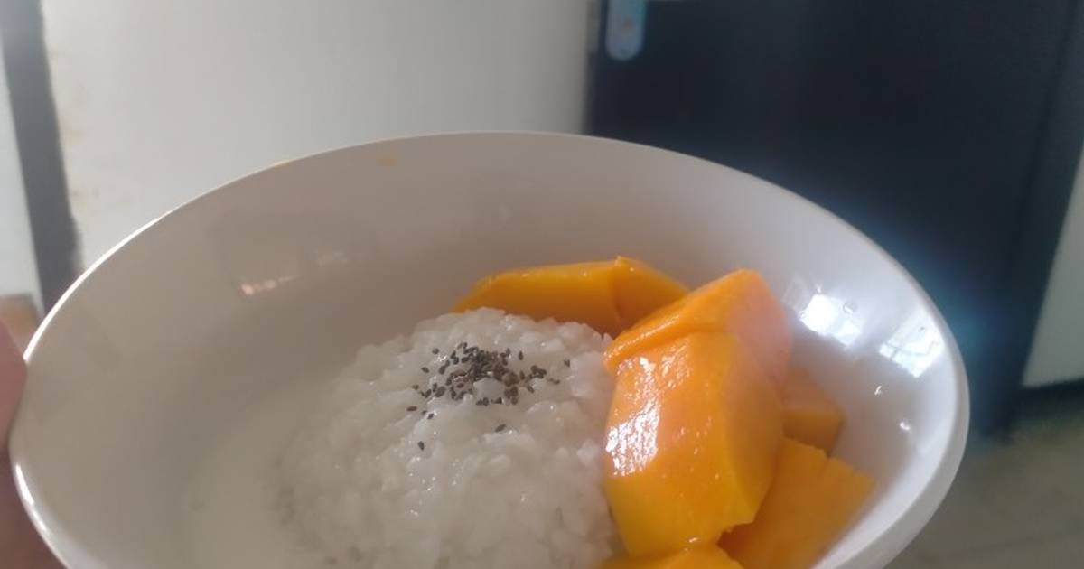 Milli Mango Sticky Rice