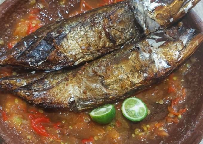 Resep Ikan Asap Sambal Jeruk Oleh Zulfan Nabrisah Cookpad