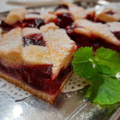 Szilvás pite gluténmentesen Marcsi Glückné receptje Cookpad receptek