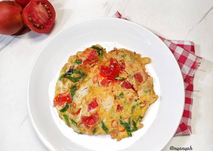 Resep Telur Dadar Tomat Oleh Nyanyah Cookpad