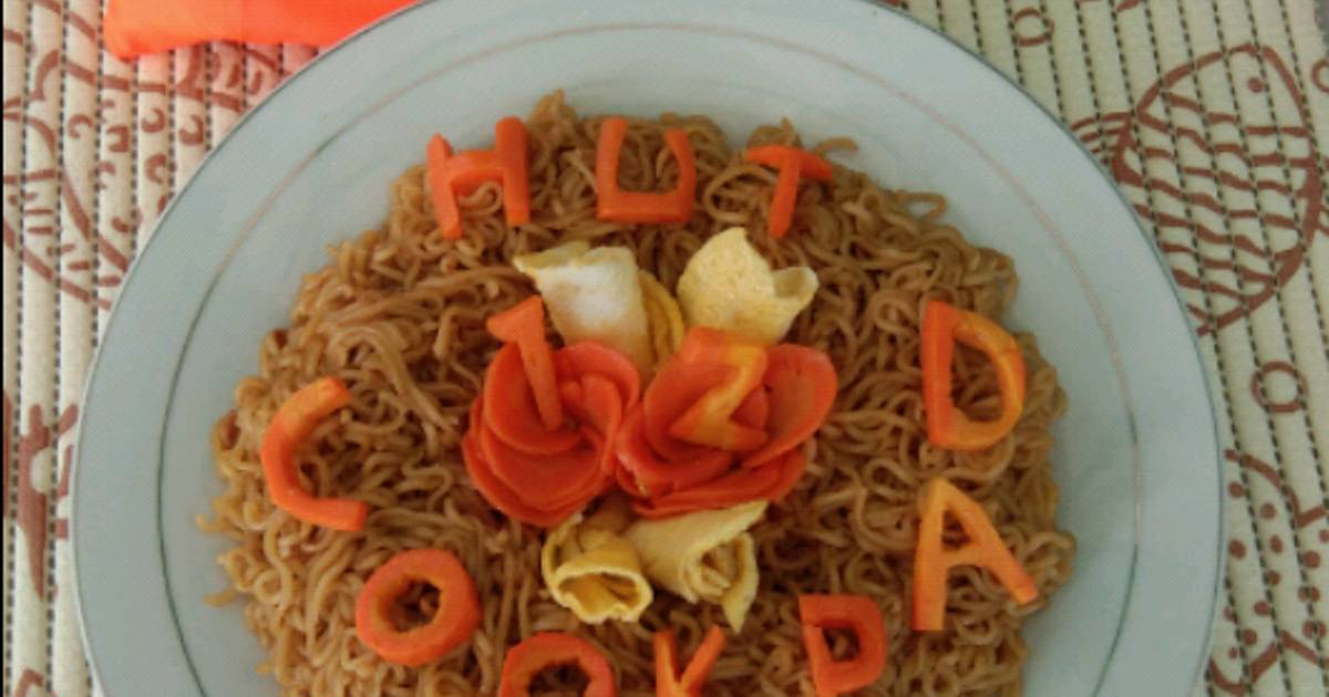 Resep Mie Goreng Dengan Garnish Wortel Oleh Nova Risky Anriani Cookpad