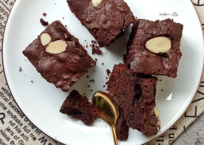 Resep Fudgy Brownies Oleh Dapur Illy Cookpad