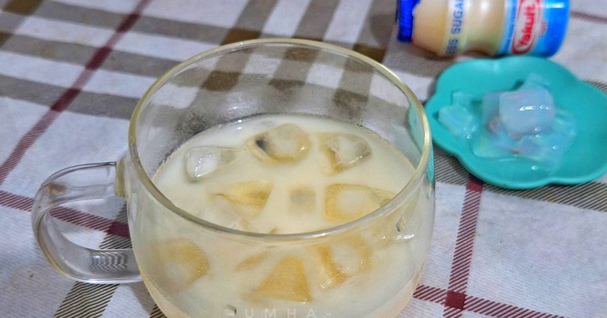 Resep Es Yakult Nata De Coco Oleh Ayu Umha Cookpad