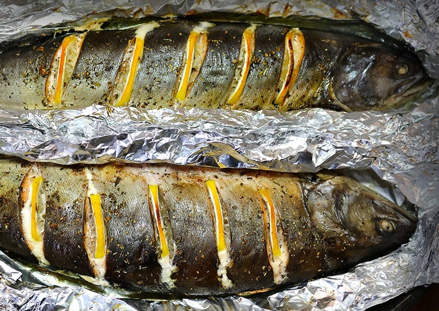 Как в духовке приготовить рыбу в фольге в духовке рецепт с фото