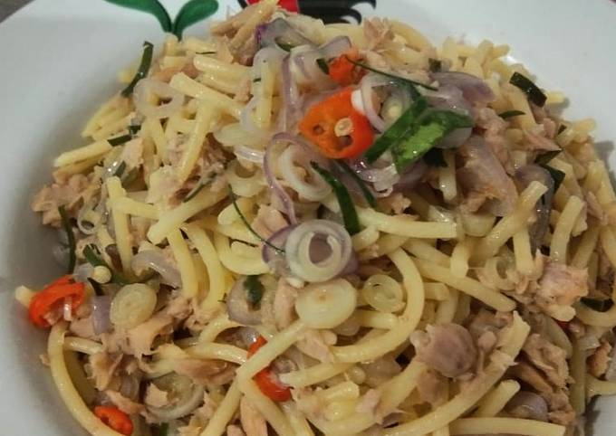 Resep Spaghetti Tuna Sambel Matah Oleh Lei S Kitchen Cookpad