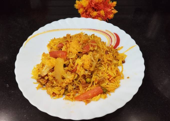 Mix Vegetable Pulao Recipe By Aruna Thapar Cookpad