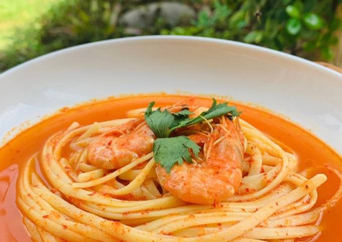 Resep Fettuccine Kuah Tomyam Oleh Irna Sofiana Nana Cookpad