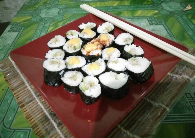 Resep Sushi Tuna Rumahan Simple Oleh Nadnad Cookpad