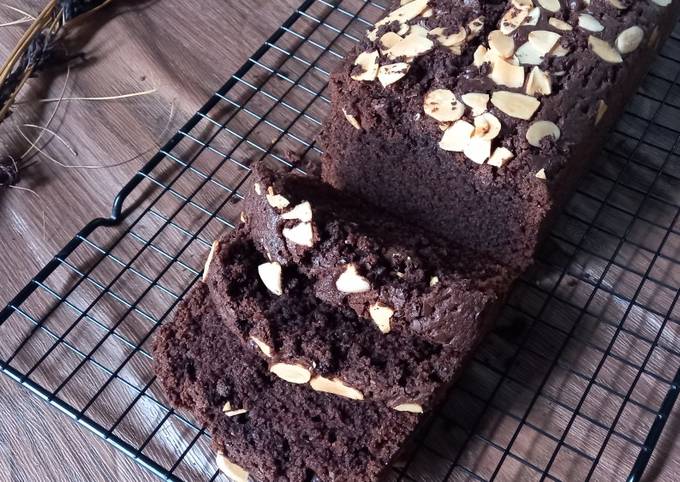 Resep Choco Almond Cake Oleh Erika Amelya Dapur Kirey Cookpad