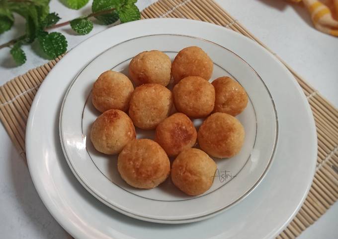 Resep Kue Kelapa Parut Oleh Astri Anjar Cookpad