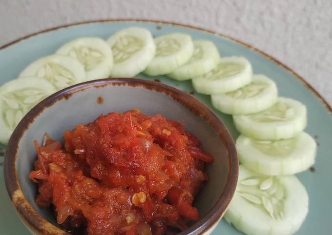 Resep Sambal Tomat Ala Chef Devina Oleh Prinandita Adhika Cookpad