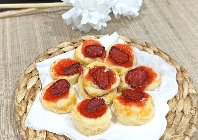 Resep Puff Pastry Selai Strawbery Camilan Si Kecil Oleh Ibu Tina