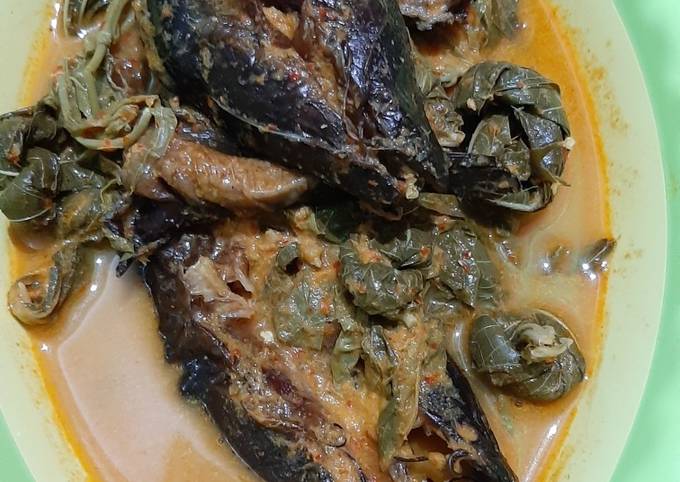 Resep Gulai Ikan Salai Pucuk Ubi Oleh Dapur Fitria Cookpad