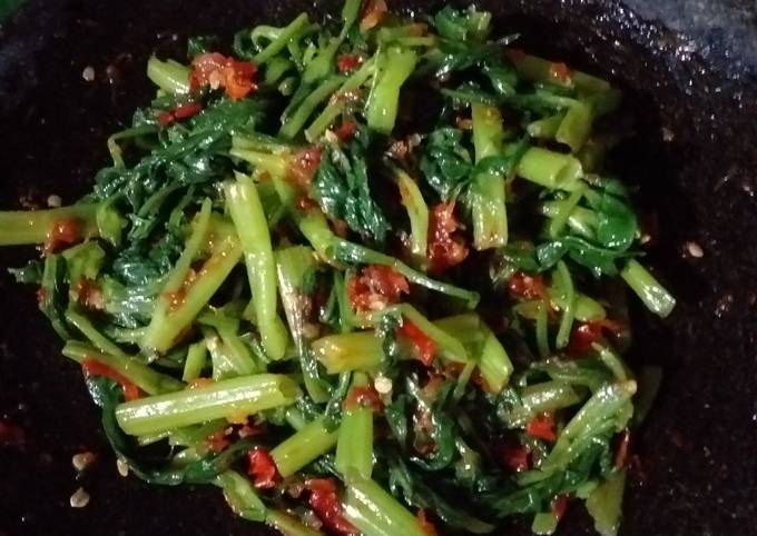 Resep Plencing Kangkung Oleh Alina Cookpad