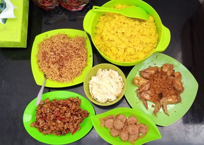 Resep Nasi Kuning Komplit Oleh Madame S Kitchen Cookpad