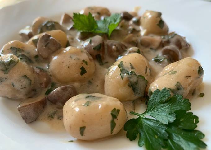 Tejszínes gombás gnocchi Mária Szabóné Takács receptje Cookpad receptek