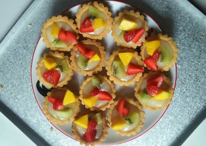 Resep Pie Buah Mini Oleh Anis Fitri Hermansyah Cookpad