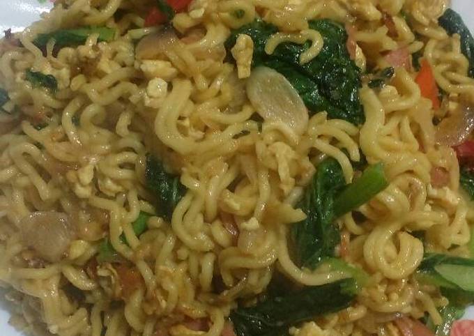 Resep Mie Goreng Pedas Bumbu Kemiri Oleh Netty Suherlis Cookpad