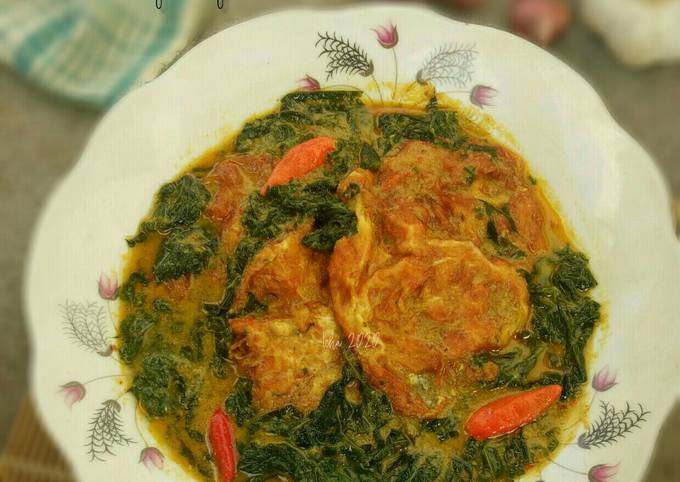 Resep Gulai Telur Ceplok Daun Singkong Oleh Icha Annisa Septiana Cookpad