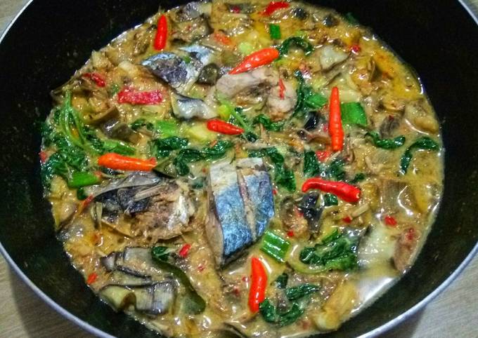 Resep Sayur Jantung Pisang Ikan Tongkol Oleh Vey Alodia S Kitchen Cookpad