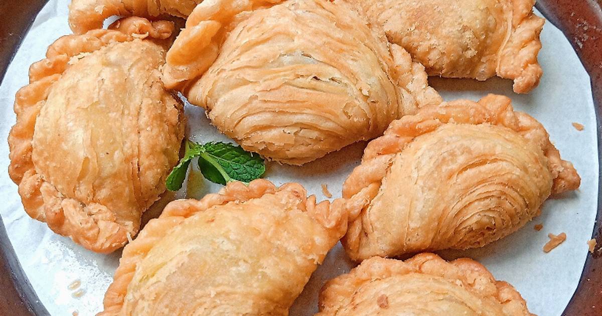 Resep Chicken Curry Puff Oleh Rini Julia Cookpad