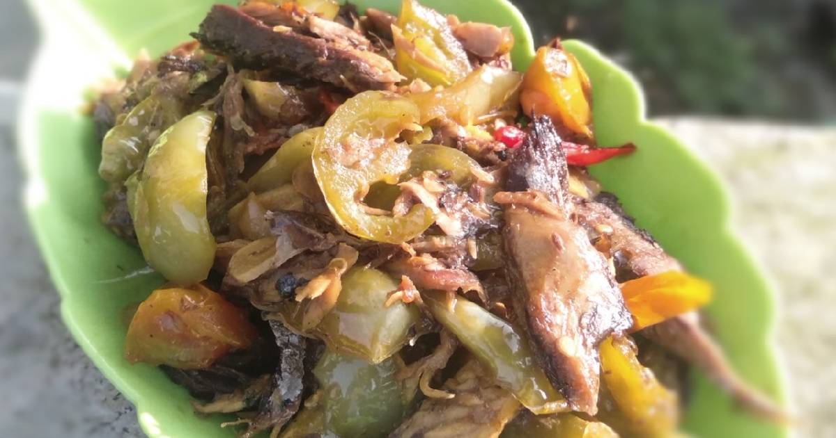 Resep Tongkol Tomat Hijau Bumbu Rempah Oleh Opphy Ariffa Cookpad