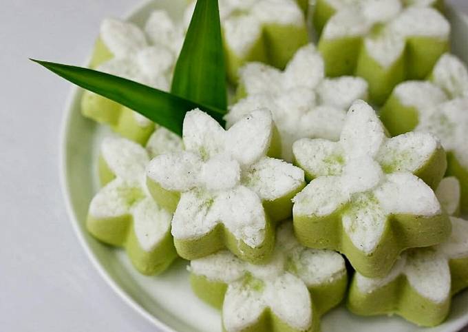 Resep Kue Putu Ayu Pandan Oleh Novalina Nova Cookpad