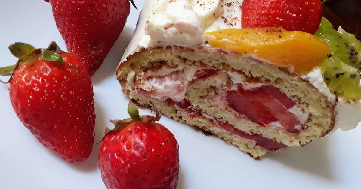 Pionono Casero Con Chantilly Y Frutillas Con La Batidora Peabody Receta