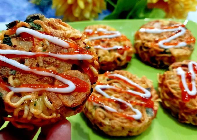 Resep Martabak Mie Telur Mini Oleh Cikgu Er Cookpad